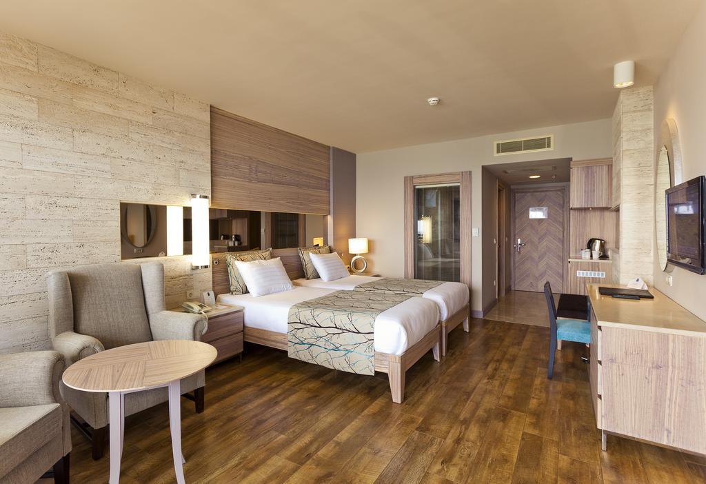Habitación Doble con vistas al jardín
