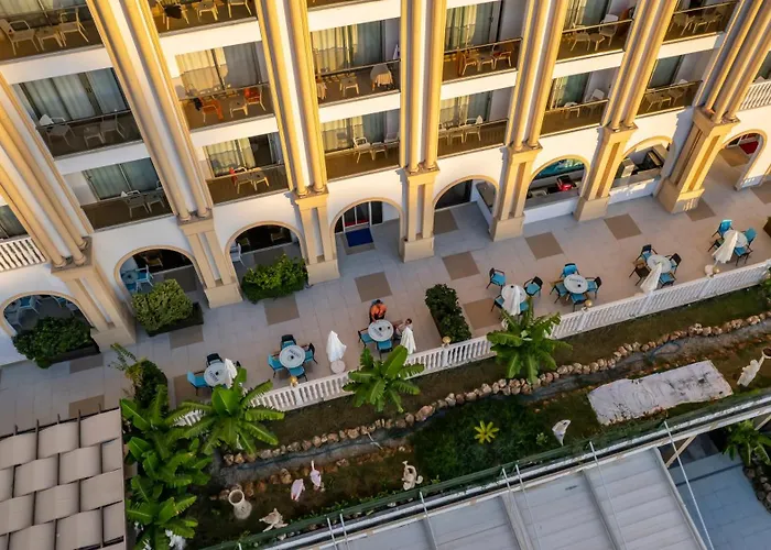 J'Adore Deluxe Hotel & Spa Ultra All Inclusive