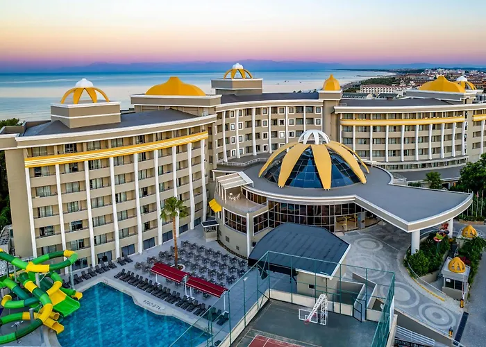  Side Alegria & Spa (Adults Only)